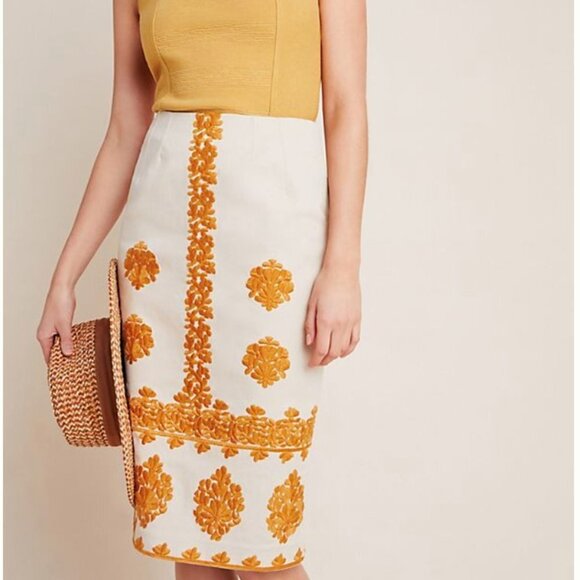 Anthropologie Dresses & Skirts - Anthropologie Verona Embroidered Pencil 4 skirt